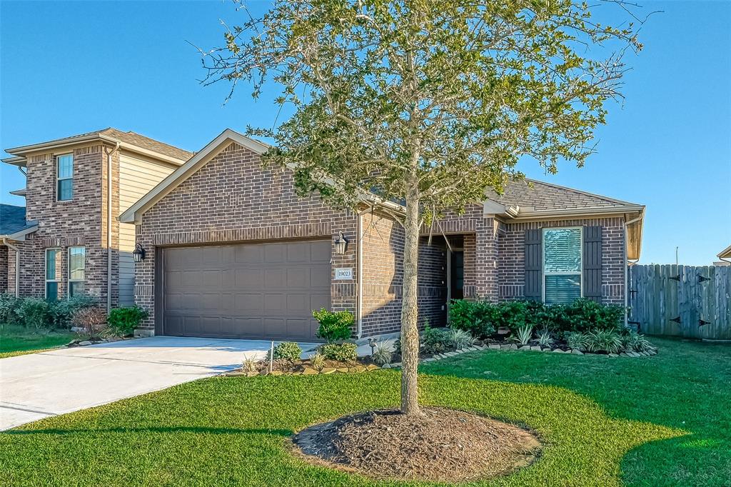 19023 Fulvetta Haven Way  