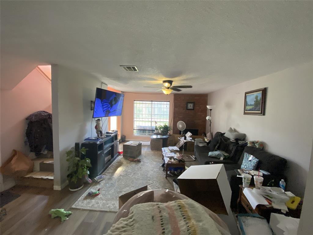 Photo #6: 8591260 Listing 