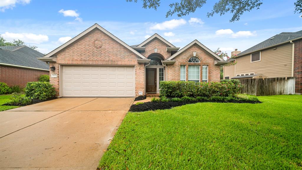 3907 Plum Hl Ln  