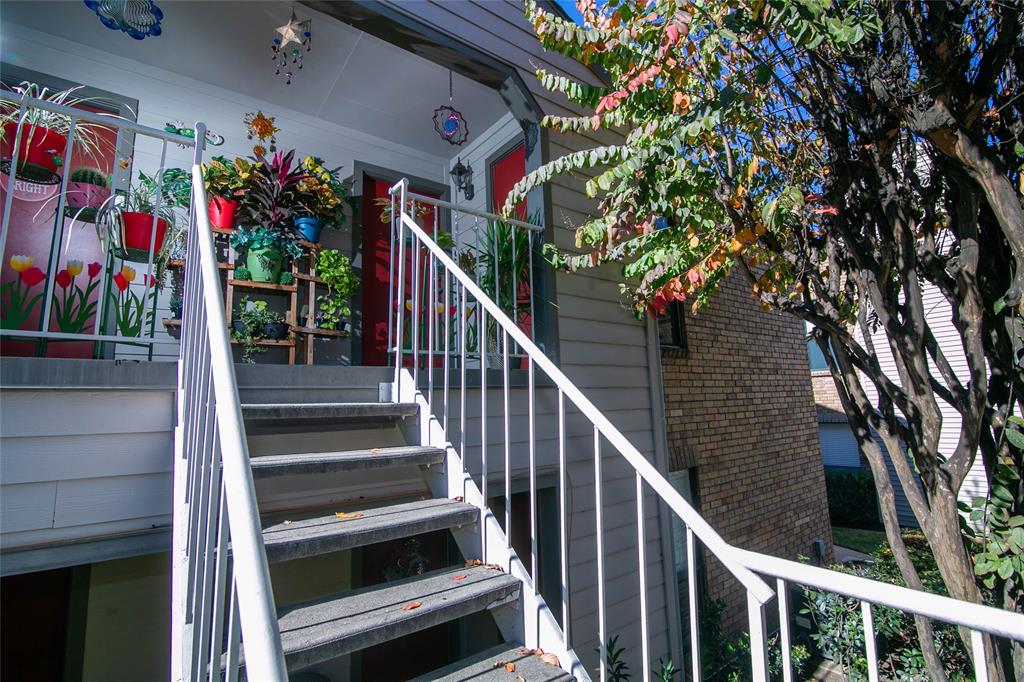 2025 Augusta Dr Unit 406