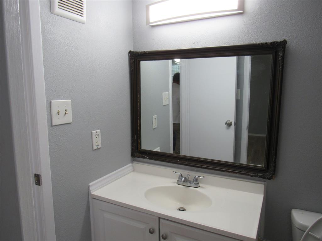 Photo #11: 12482119 Listing 