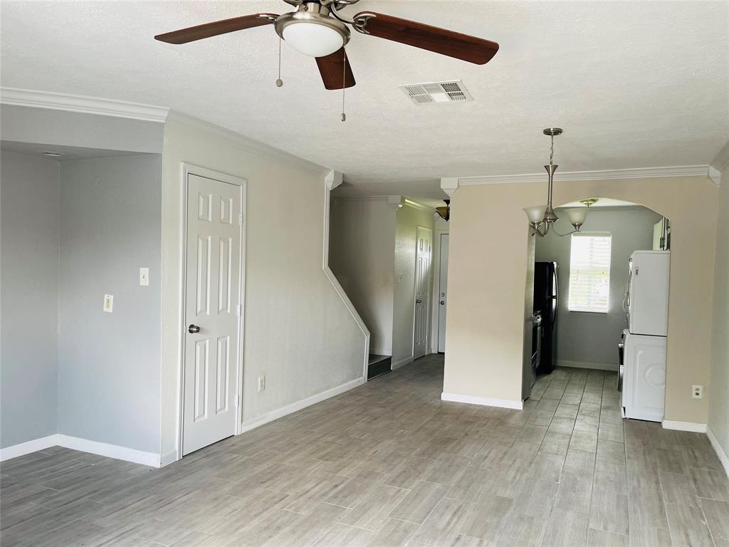 Photo #3: 9192245 Listing 