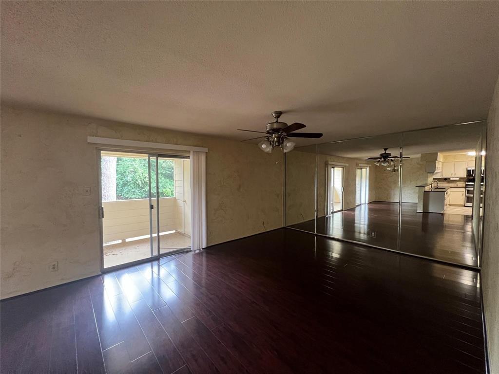 Photo #6: 32911687 Listing 