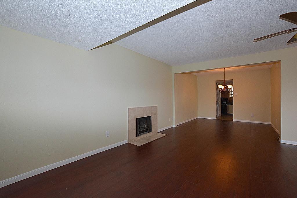 Photo #12: 12220792 Listing 