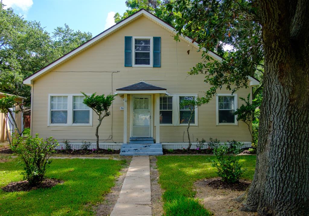 9323 Gene St  