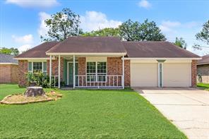 16914 Man O War, Friendswood, TX, 77546