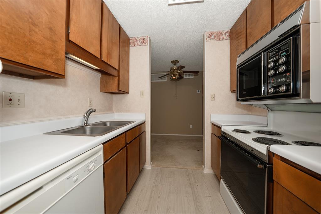 Photo #8: 45290270 Listing 