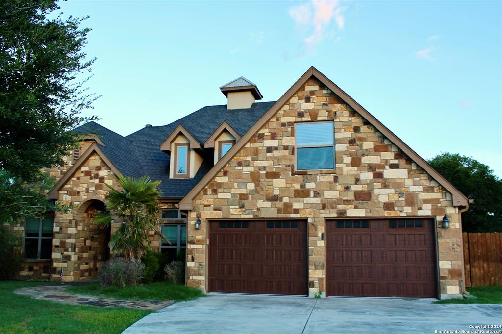 264 River Park Dr  