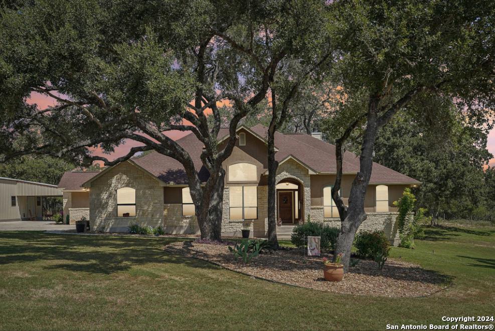 209 Rosewood Dr  