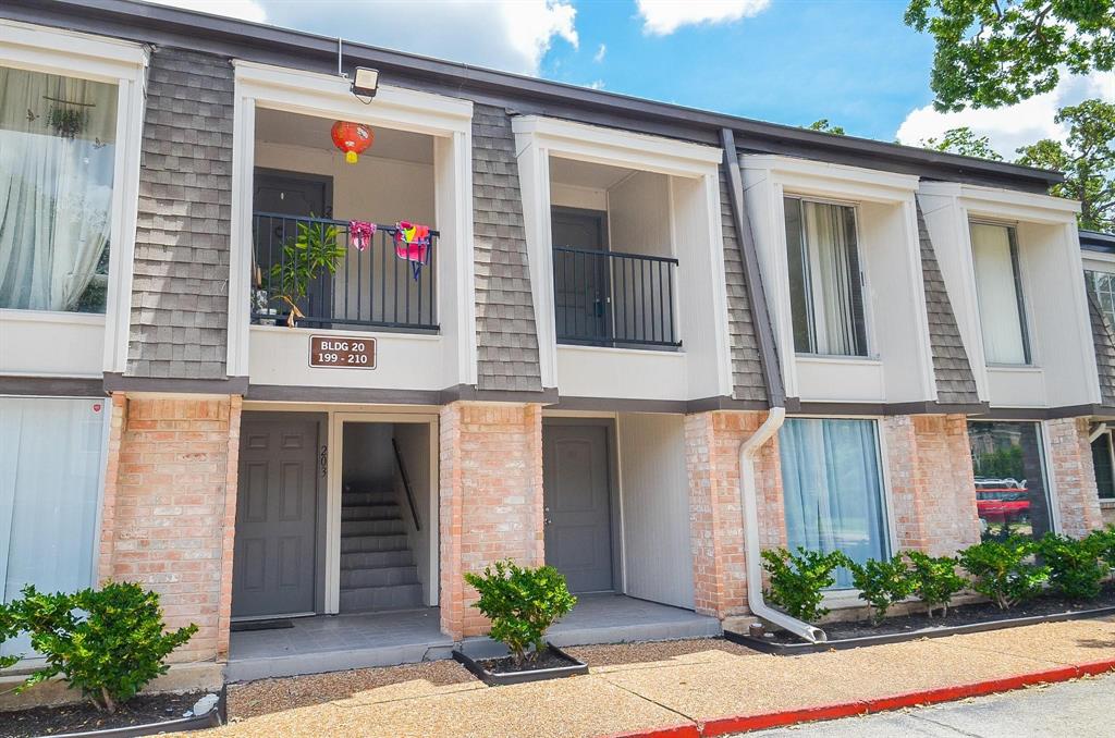 12633 Memorial Dr Unit 206