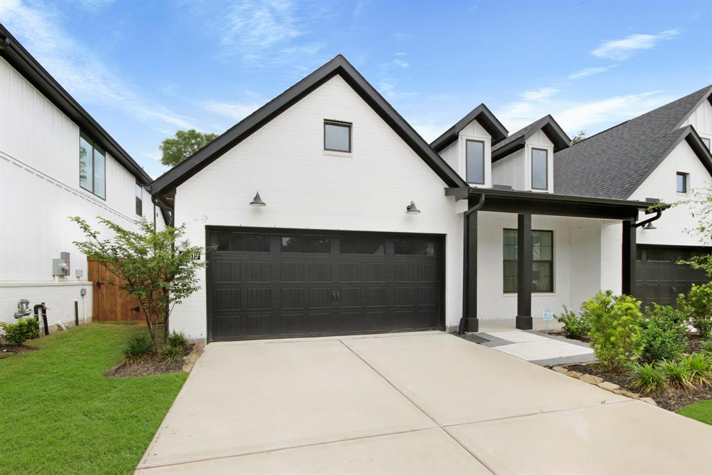21319 Sierra Pt Ln