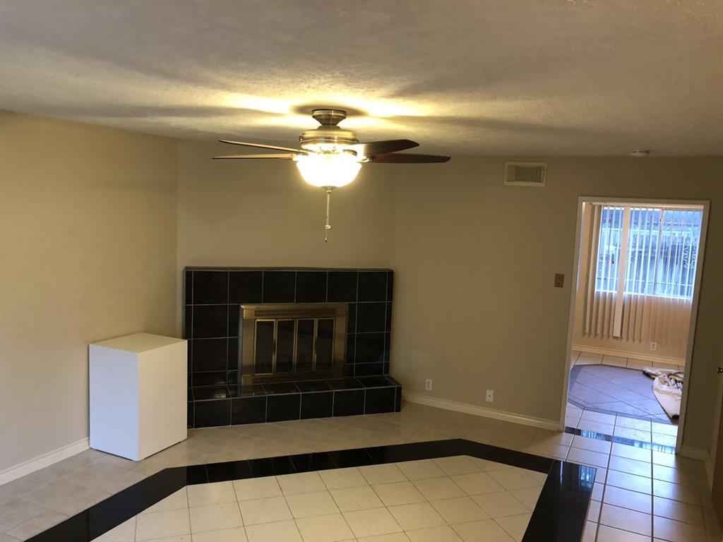 Photo #5: 68944240 Listing 