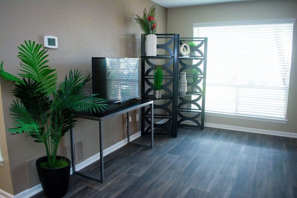 8710 Data point Dr Unit 7204  