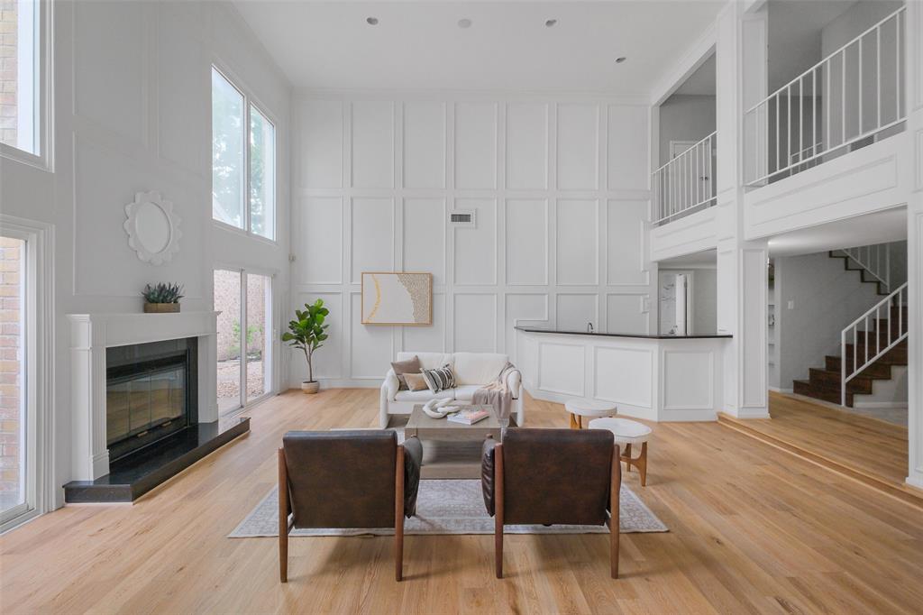 14211 Stokesmount Dr