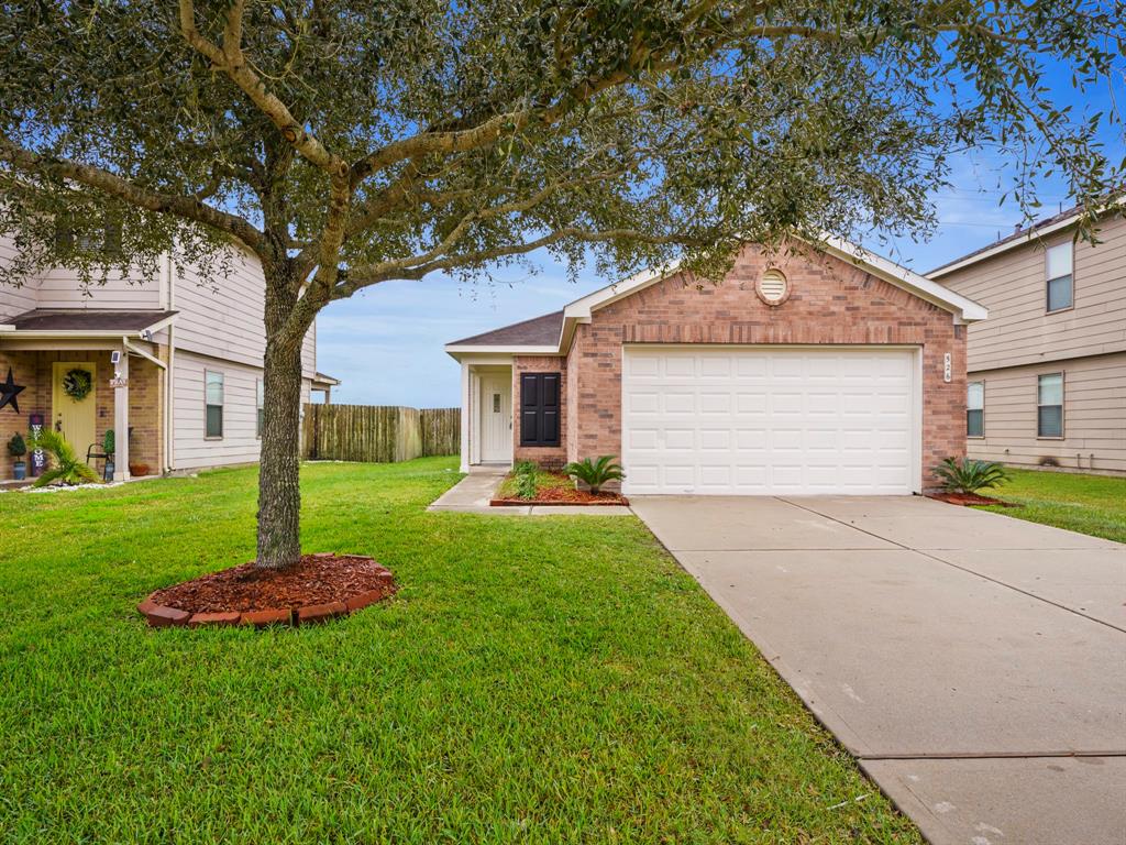 526 Enchanted Spgs Dr
