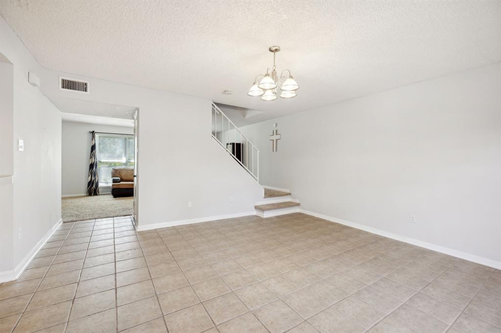 Photo #12: 77701523 Listing 