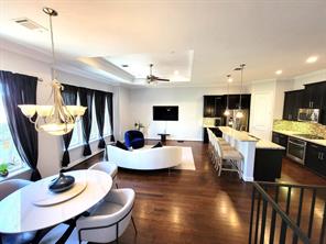 819 21st, Houston, TX, 77008