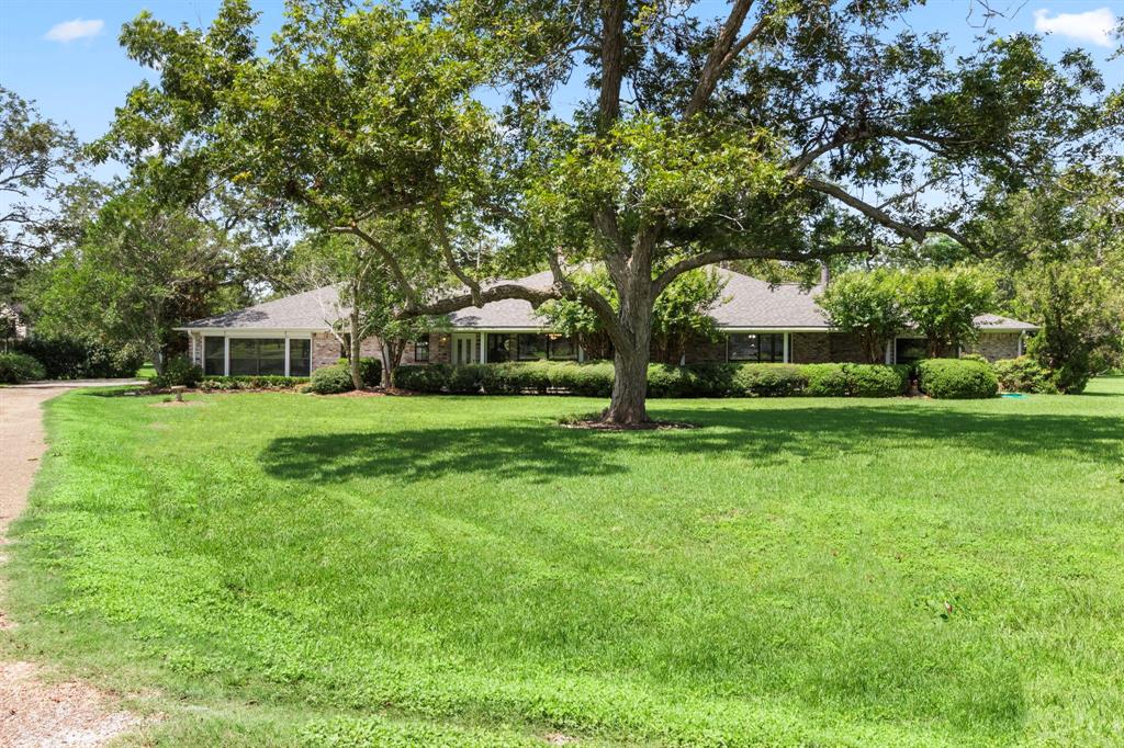 3527 Susan Cir  