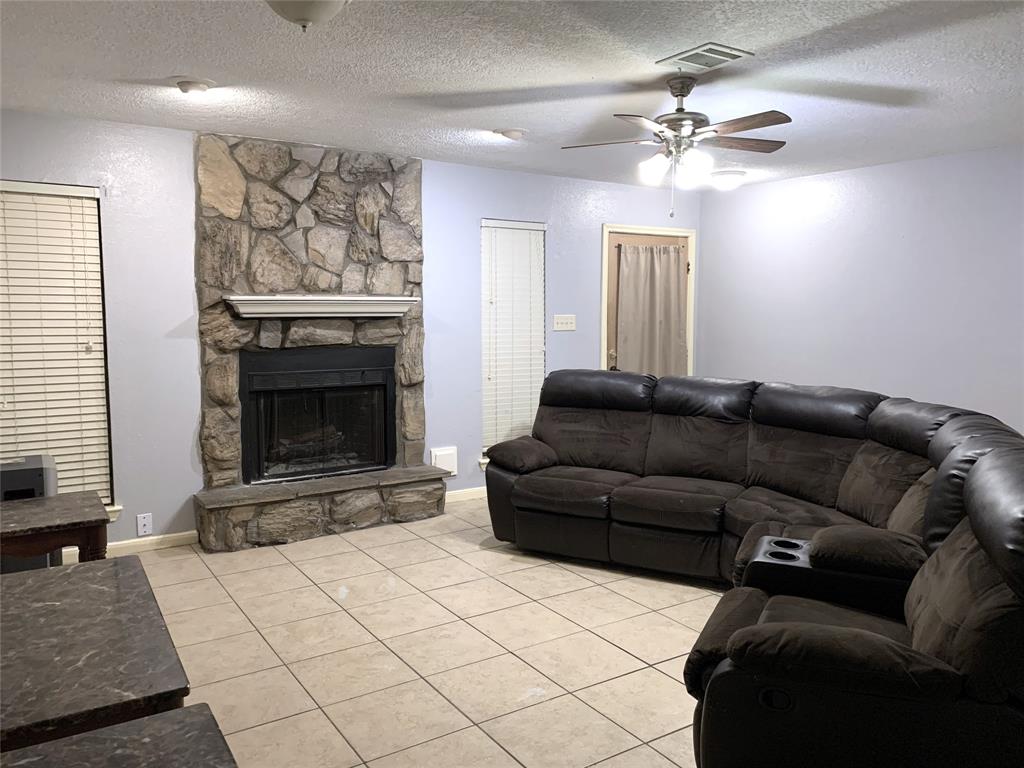 Photo #3: 16288162 Listing 