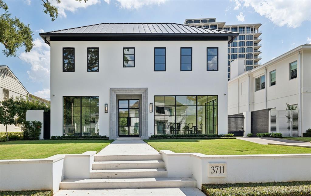 3711 Olympia Dr