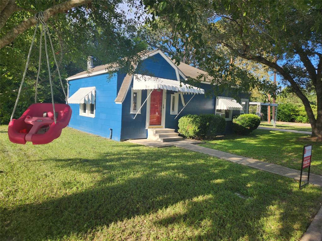 304 Joseph St  