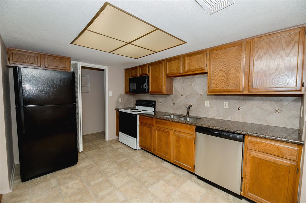 Photo #5: 35498824 Listing 