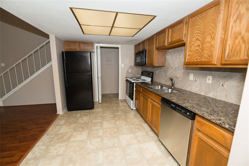 Photo #6: 35498824 Listing 