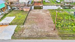 510 CR-257P/ Dolphin, Freeport, TX, 77541