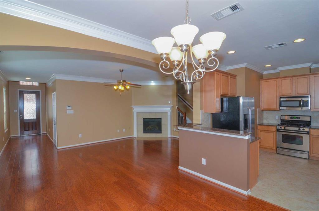 Photo #8: 7324215 Listing 