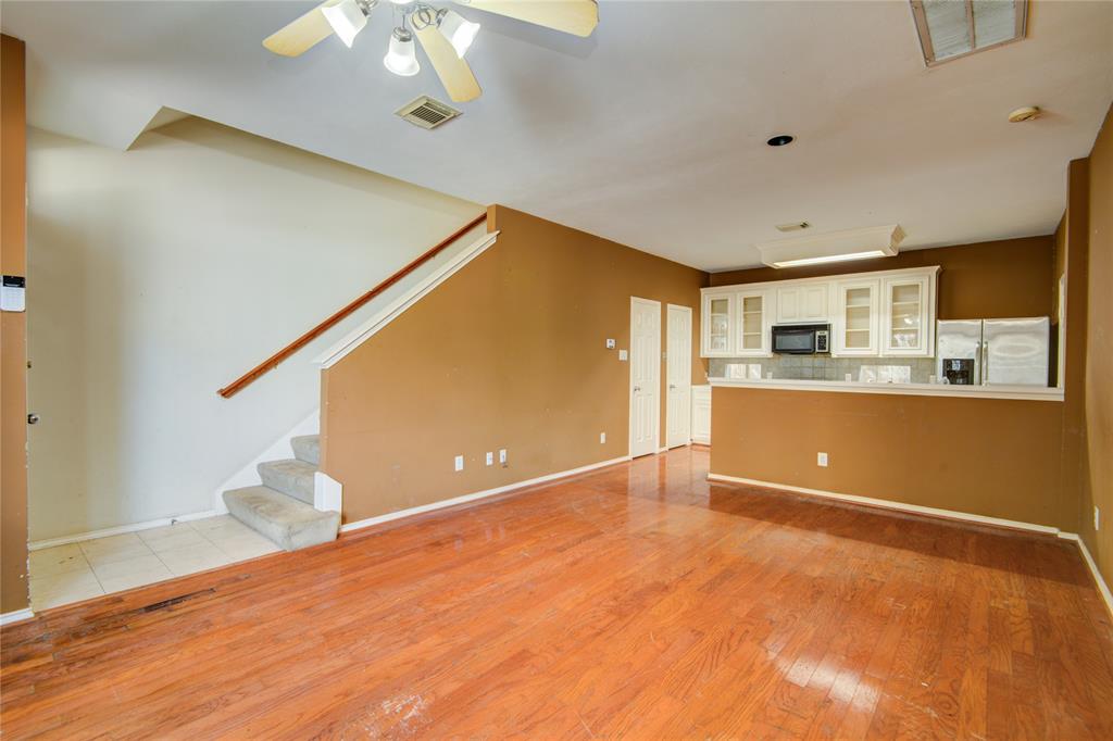 Photo #10: 15591605 Listing 