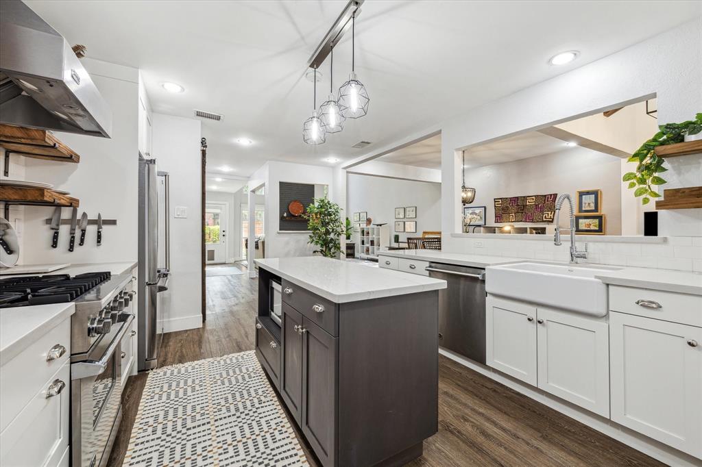 2834 Bellefontaine St