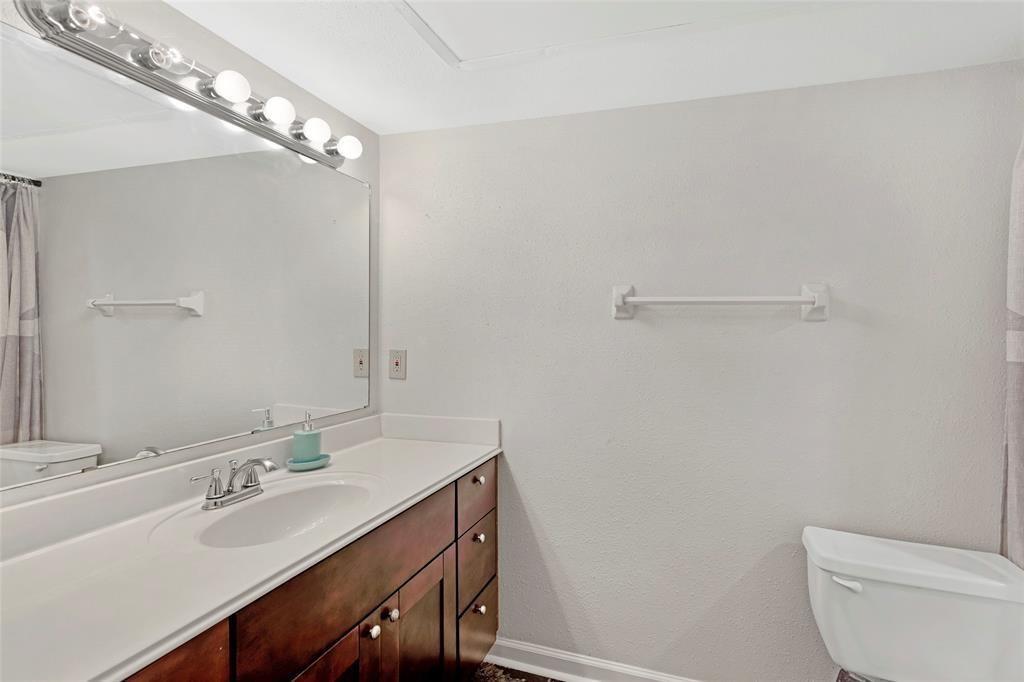 Photo #7: 23585896 Listing 