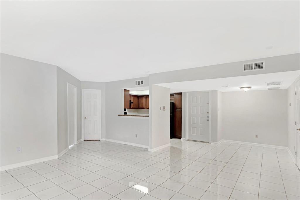 Photo #10: 23585896 Listing 