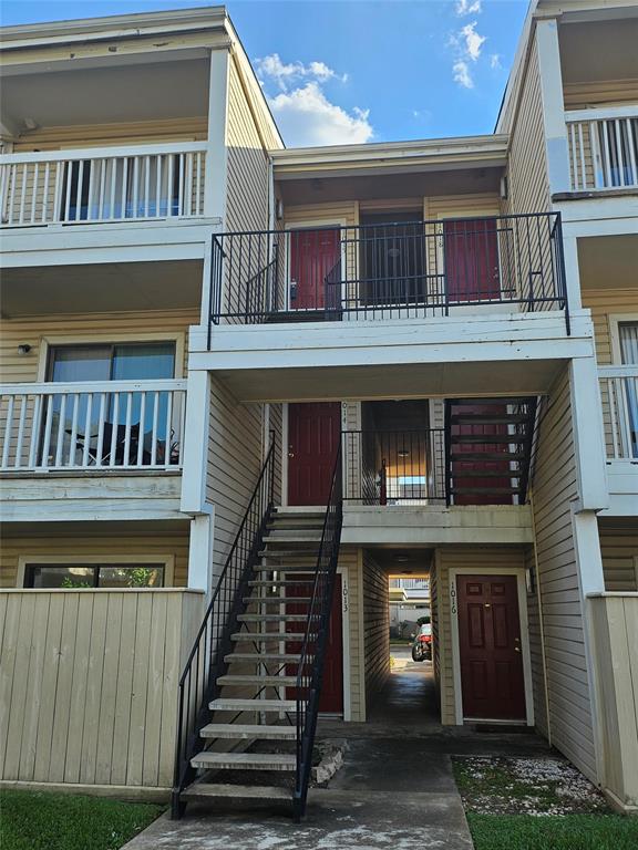 2750 Holly Hall St Unit 1015