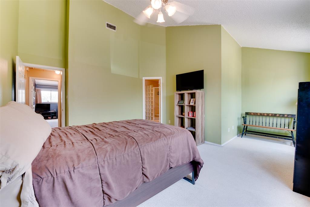 Photo #11: 18596521 Listing 