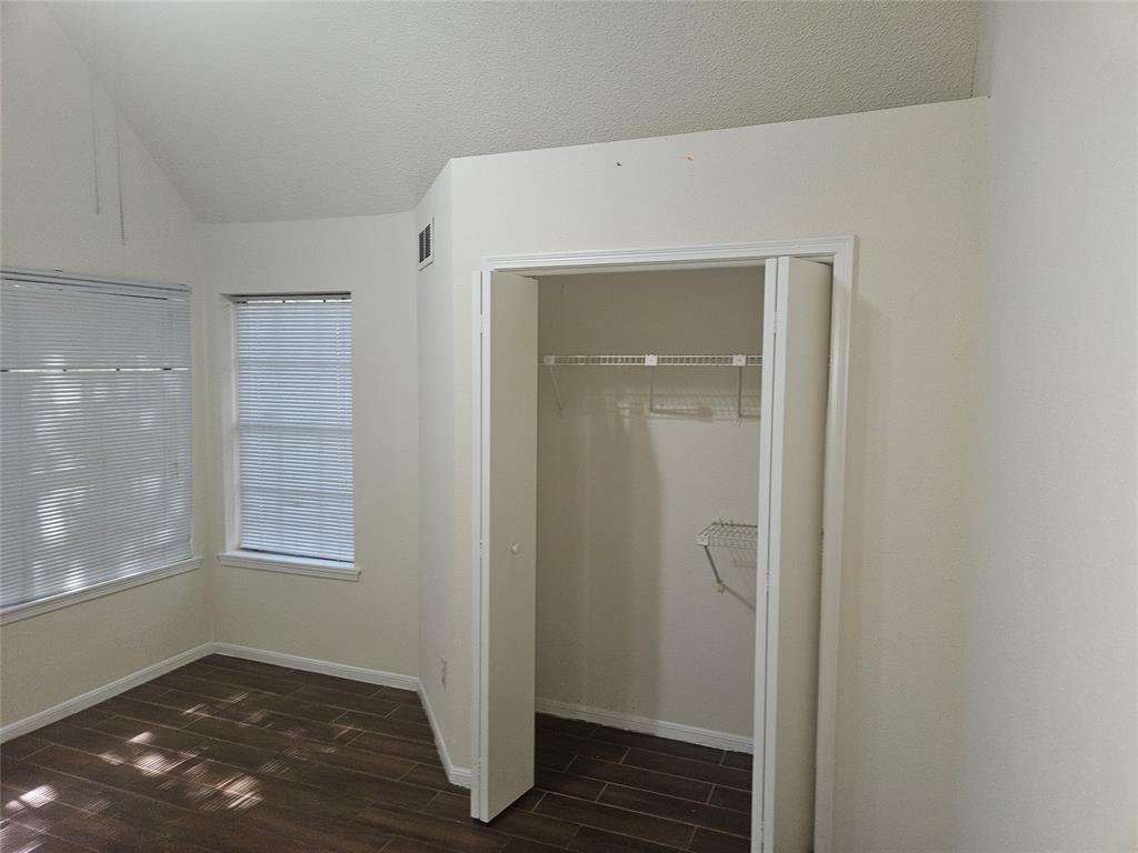 Photo #11: 40463054 Listing 