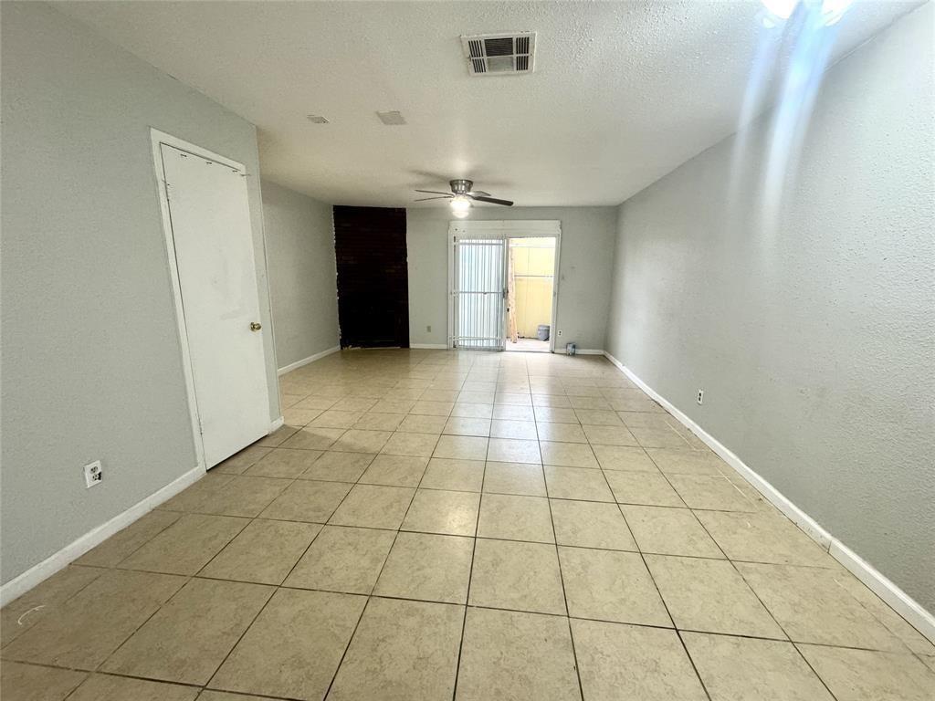 Photo #6: 16740288 Listing 