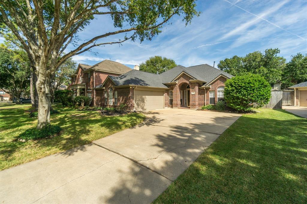 2010 Barrington Pointe Dr