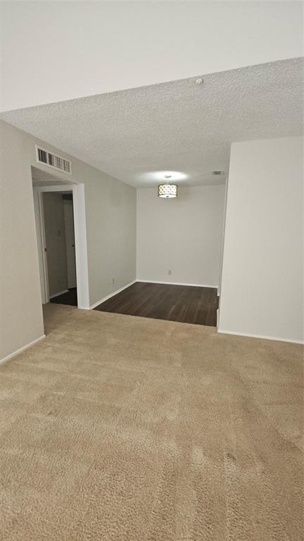 Photo #8: 49198305 Listing 