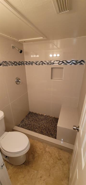 Photo #11: 70134716 Listing 