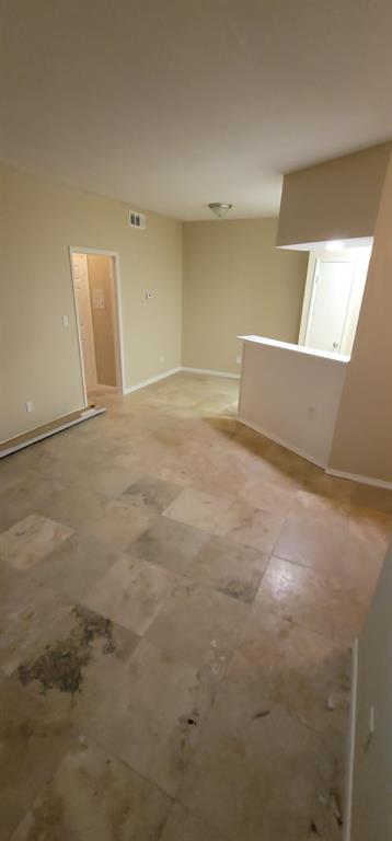 Photo #7: 70134716 Listing 