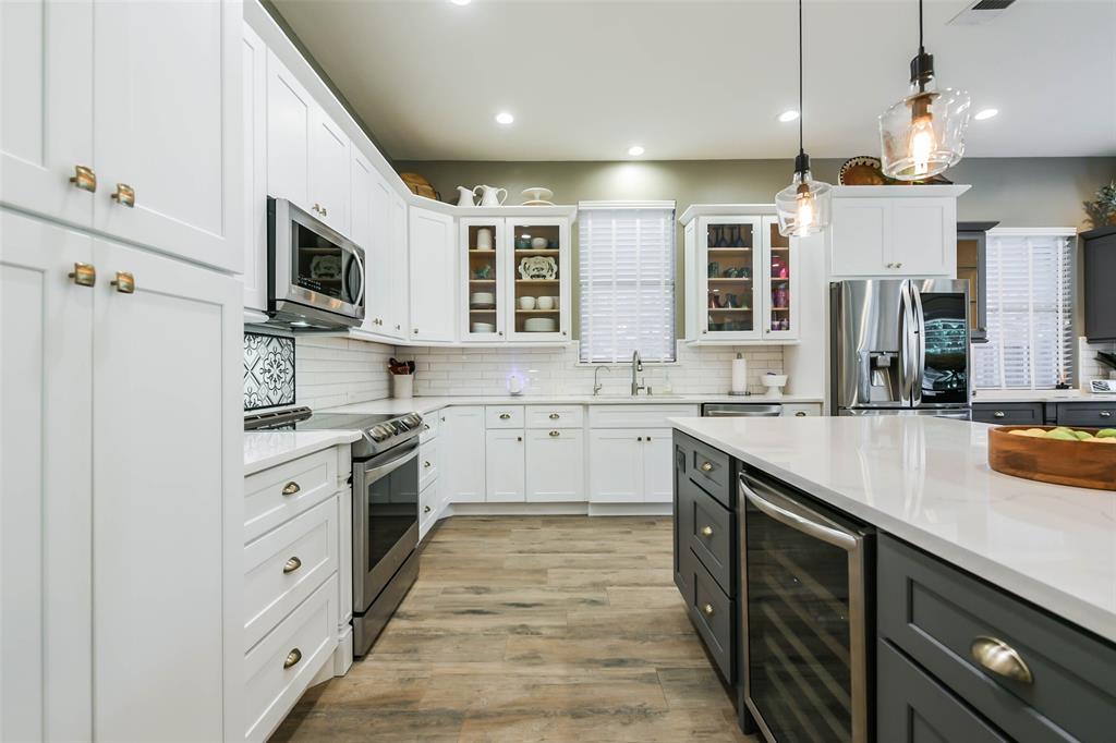 7107 Belford Park LN