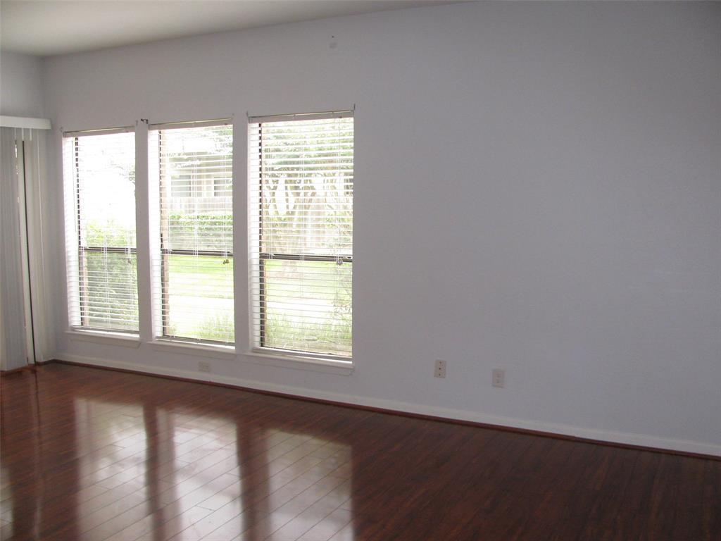 Photo #12: 63335870 Listing 