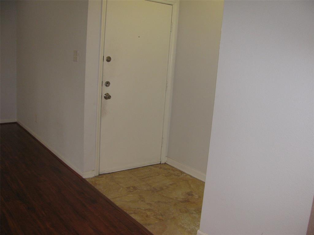 Photo #8: 63335870 Listing 