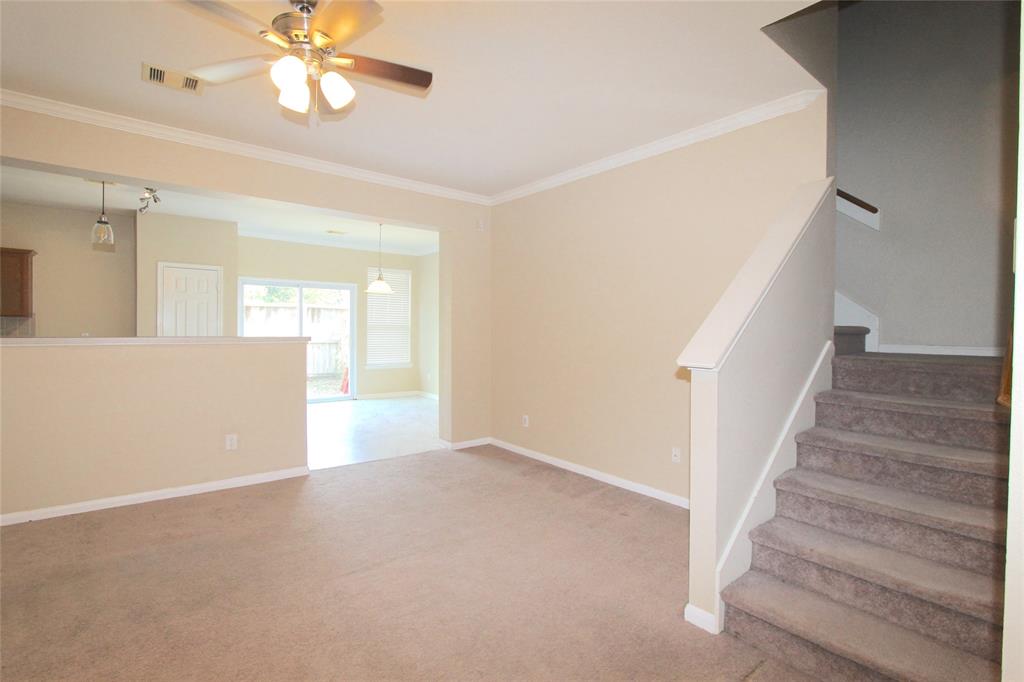 Photo #6: 93318704 Listing 