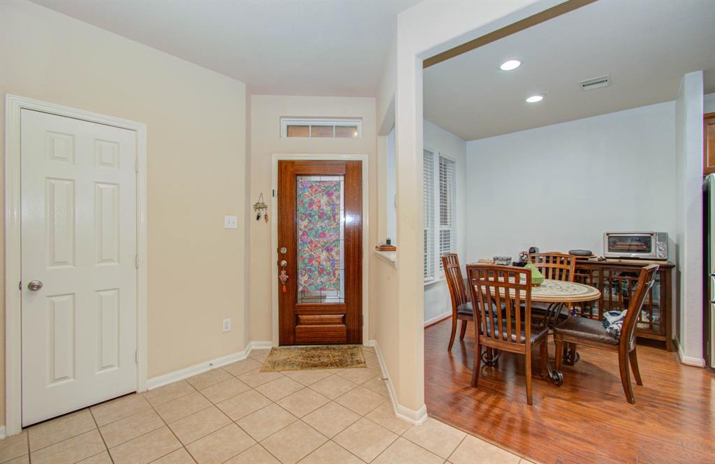 Photo #6: 83866535 Listing 