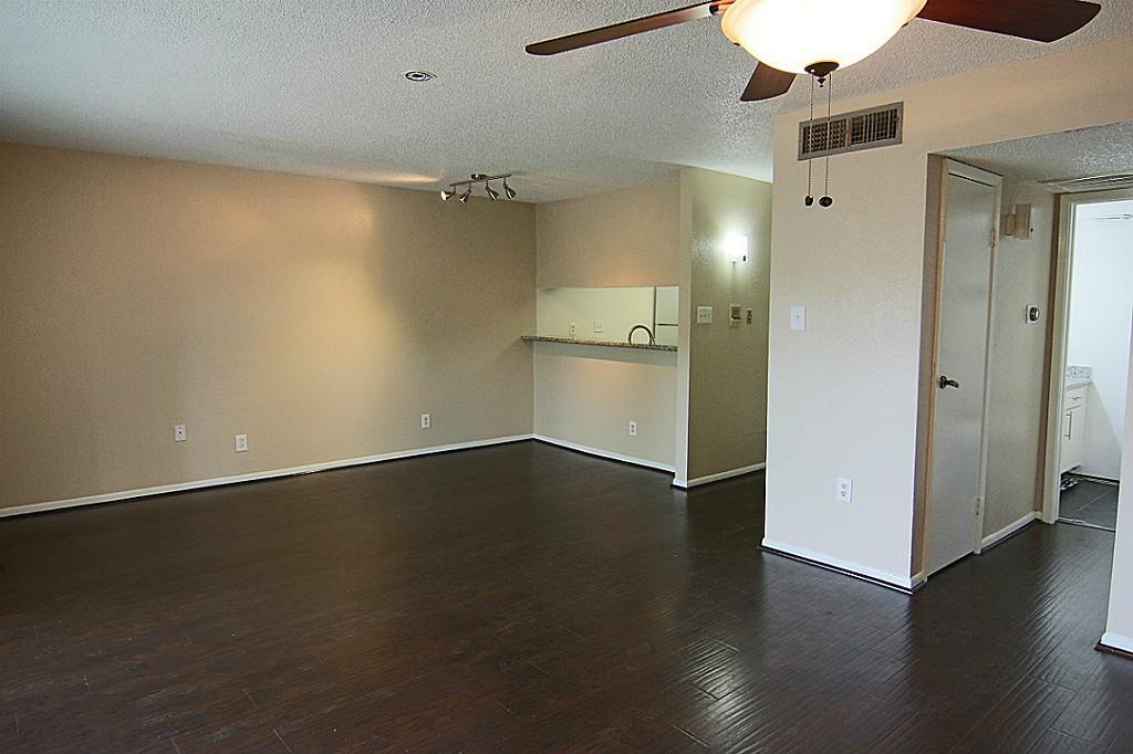 Photo #4: 43531429 Listing 