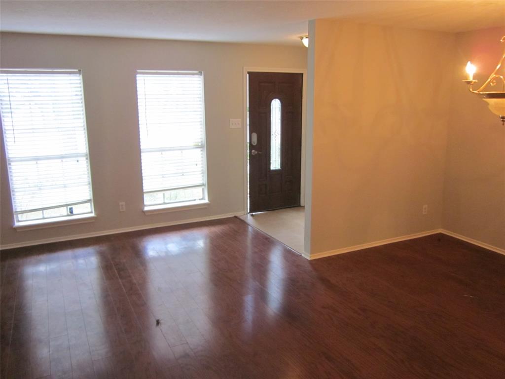 Photo #5: 87698451 Listing 