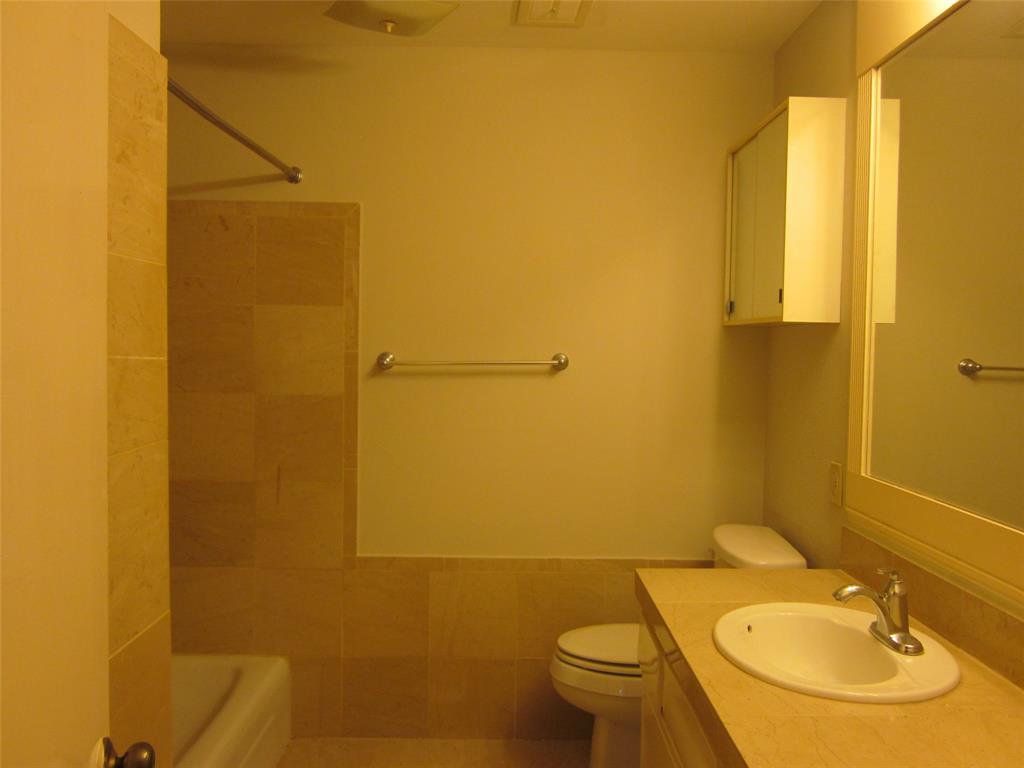 Photo #7: 87698451 Listing 