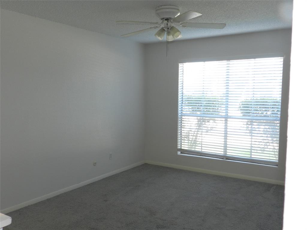 Photo #11: 37279831 Listing 